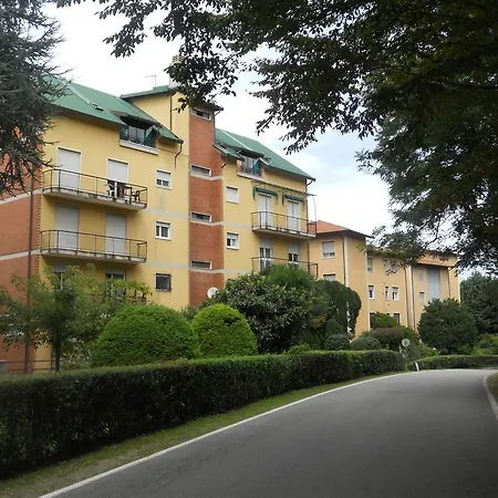 Terrazza Con Vista Grande Bed & Breakfast Laveno-Mombello